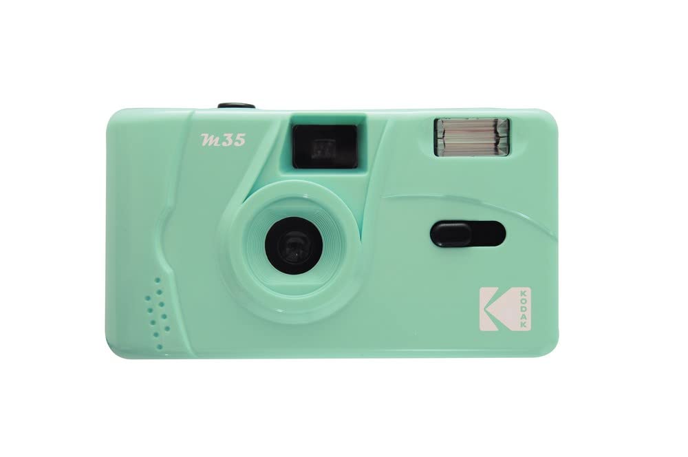 Kodak M35 カメラ ミントグリーン& ultramax film 3個 Amazon.com : Kodak M35 35mm Reusable Film Camera Mint Green Iconic